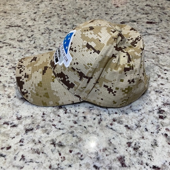 2017 Folds of Honor QuikTrip 500 NASCAR Camo Camouflage Hat SnapBack Atlanta - Picture 2 of 8